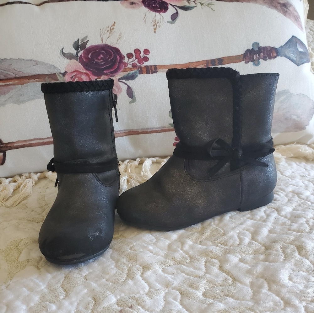 Toddler girl boots